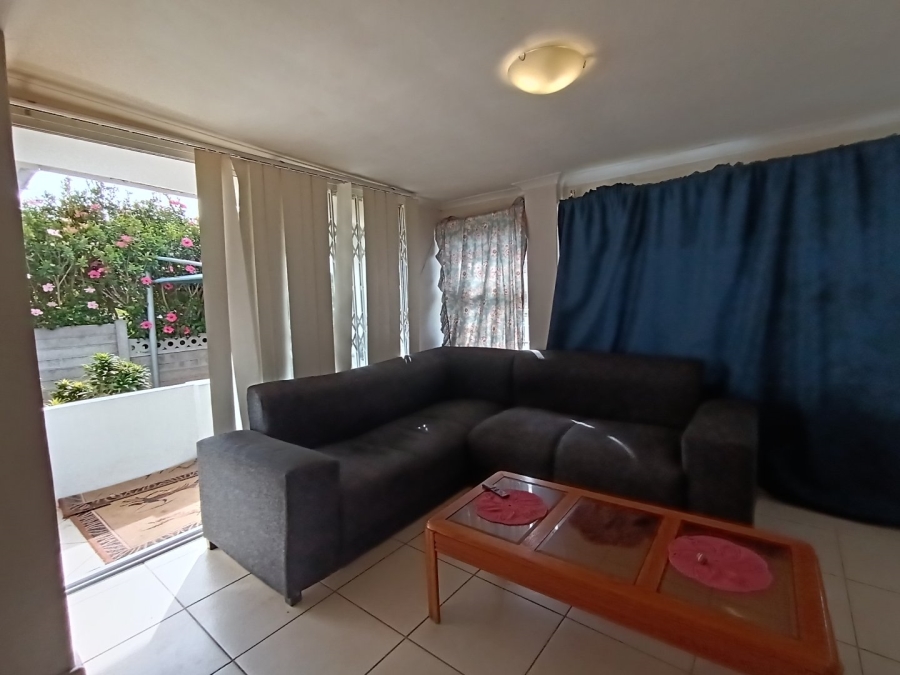 1 Bedroom Property for Sale in Bergsig Western Cape